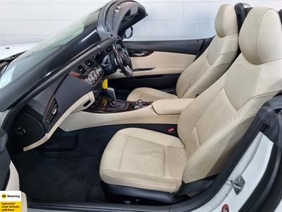 2011 BMW Z4 - Thumbnail