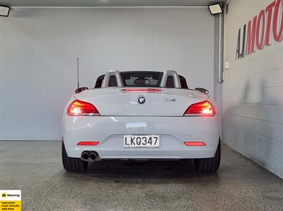 2011 BMW Z4 - Thumbnail