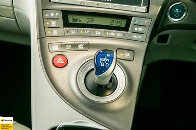 2013 Toyota Prius - Thumbnail