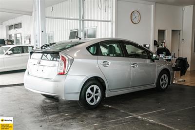 2013 Toyota Prius - Thumbnail