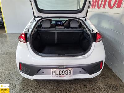 2022 Hyundai IONIQ - Thumbnail