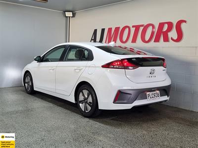 2022 Hyundai IONIQ - Thumbnail