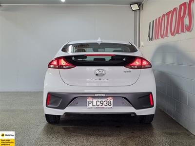 2022 Hyundai IONIQ - Thumbnail