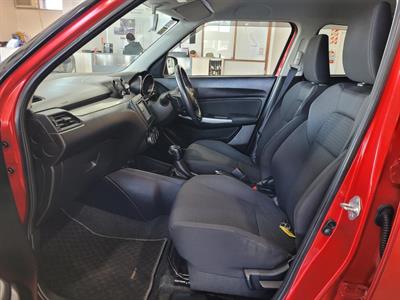 2017 Suzuki Swift - Thumbnail