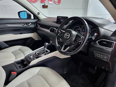2017 Mazda CX-5 - Thumbnail