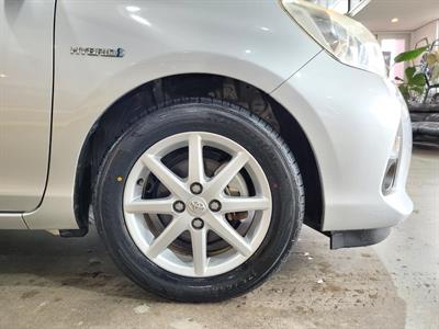 2012 Toyota Aqua - Thumbnail