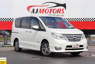 0 Nissan Serena