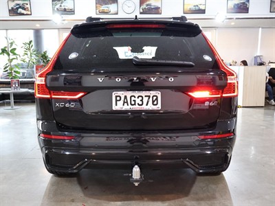 2022 Volvo XC60 - Thumbnail