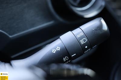 2017 Toyota Aqua - Thumbnail