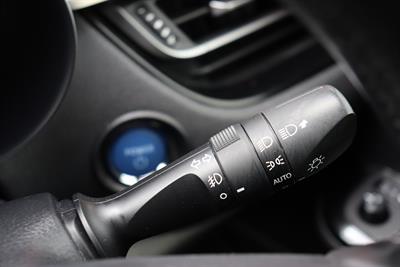 2018 Toyota C-HR - Thumbnail