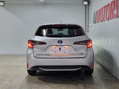 2020 Toyota Corolla - Thumbnail