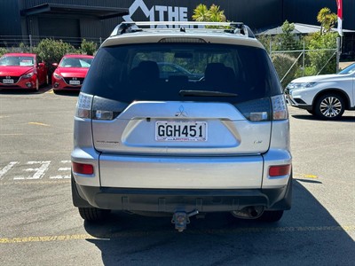 2012 Mitsubishi Outlander - Thumbnail