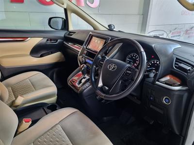 2015 Toyota Vellfire - Thumbnail