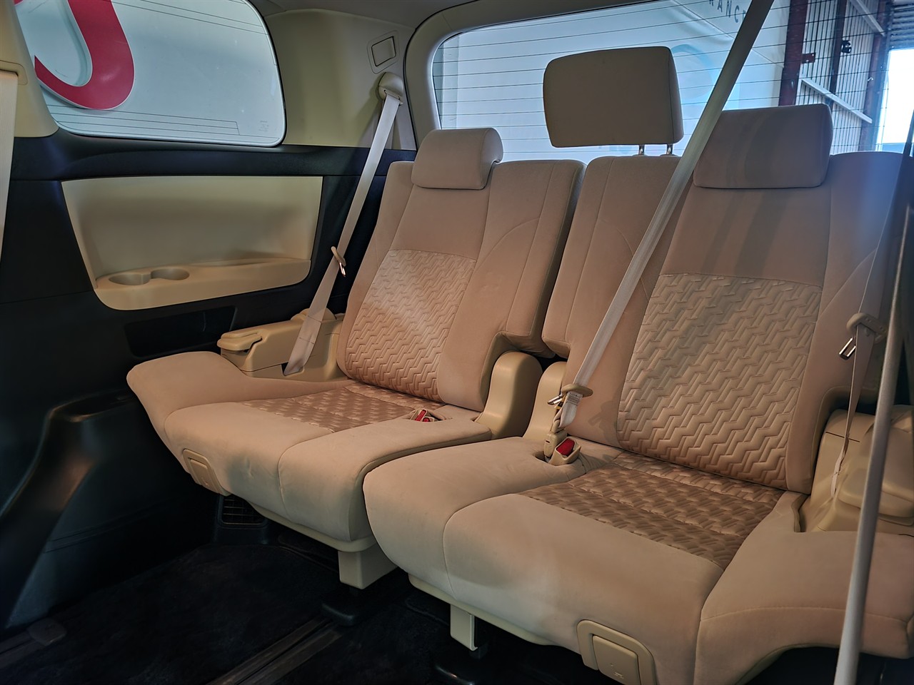 2015 Toyota Vellfire