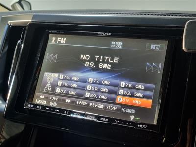 2015 Toyota Vellfire - Thumbnail