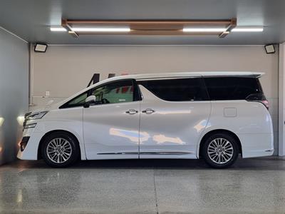 2015 Toyota Vellfire - Thumbnail