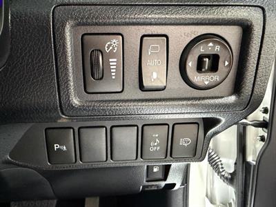 2013 Lexus CT 200h - Thumbnail