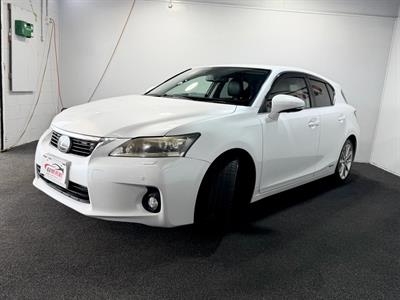 2013 Lexus CT 200h - Thumbnail