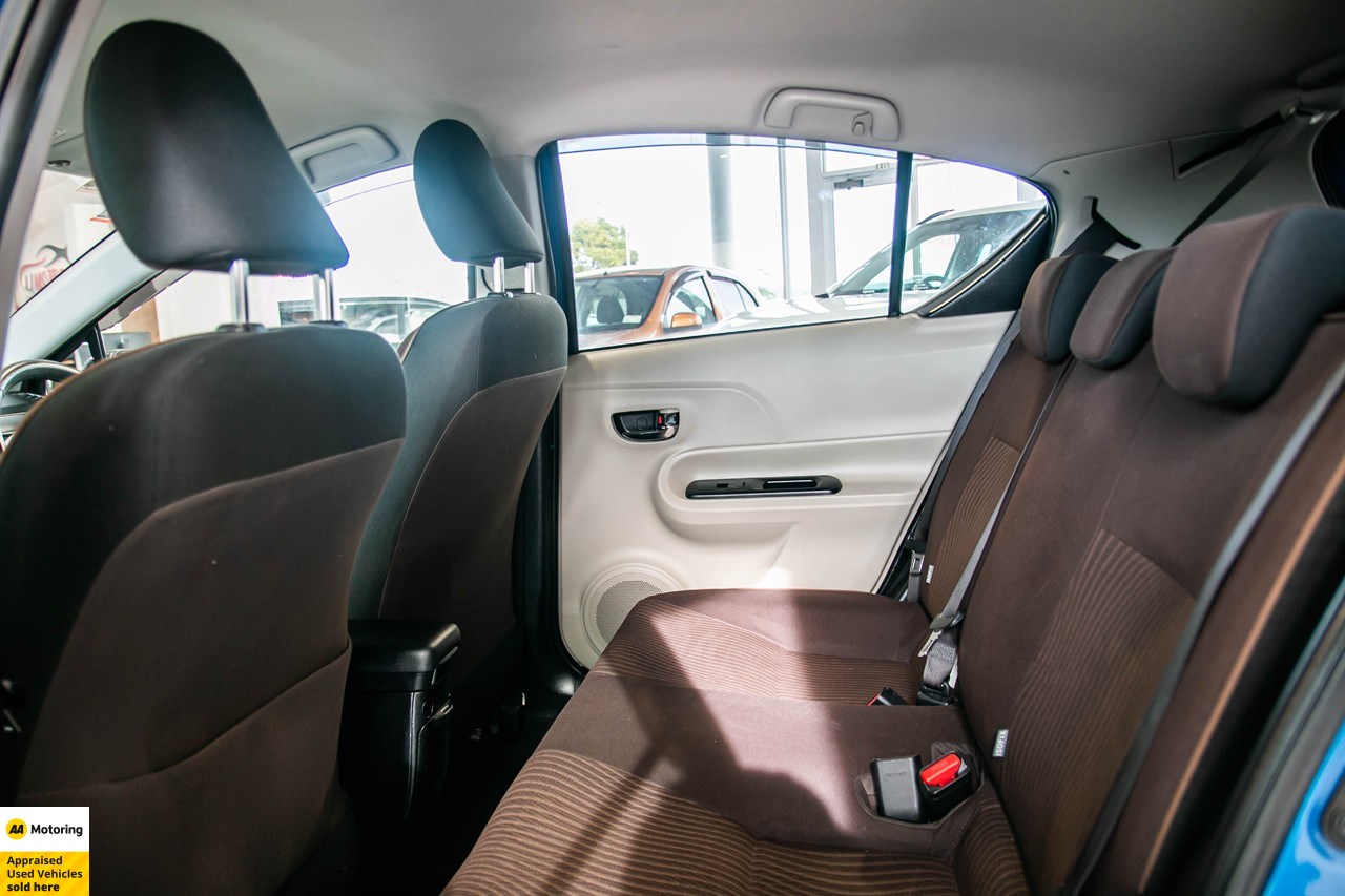 2013 Toyota Aqua