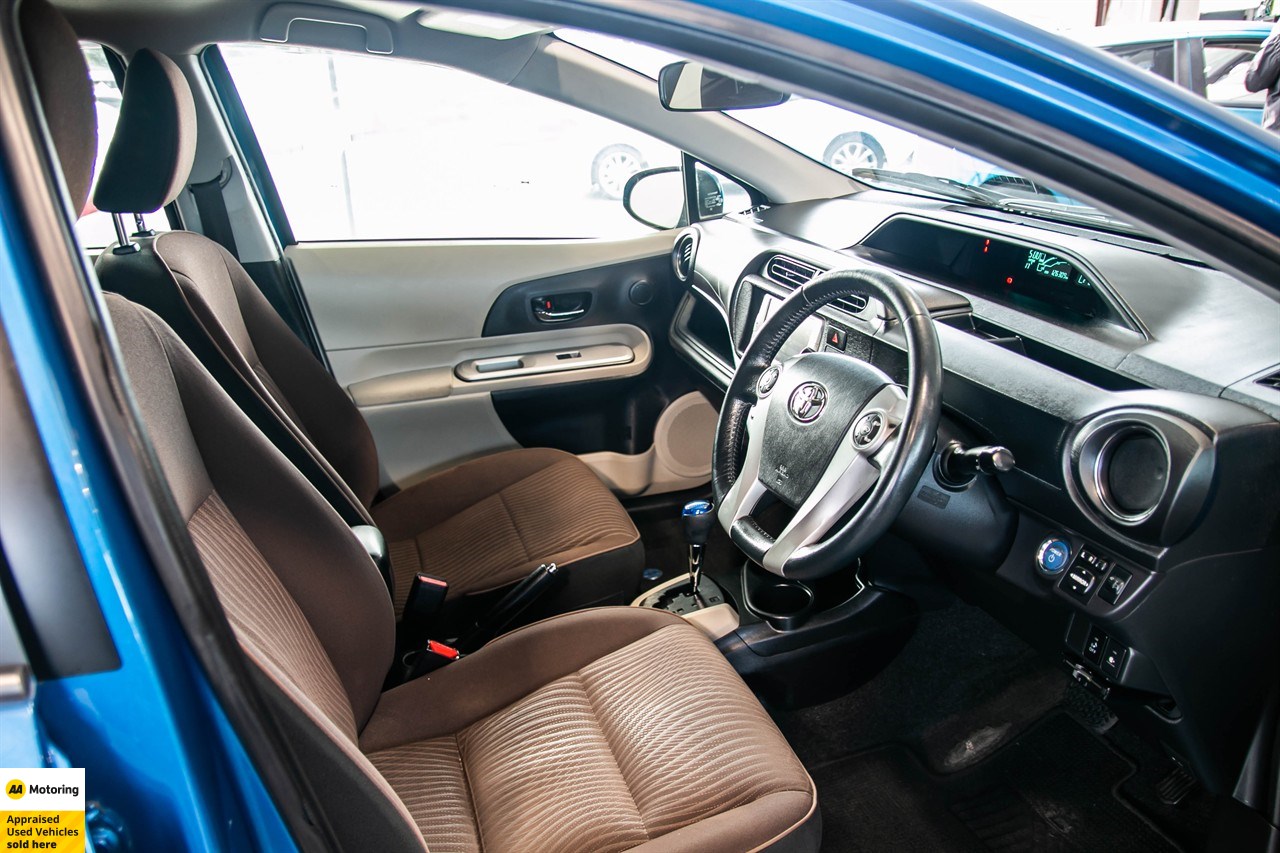 2013 Toyota Aqua