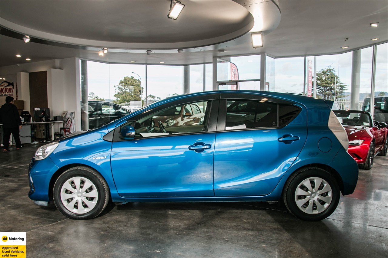 2013 Toyota Aqua