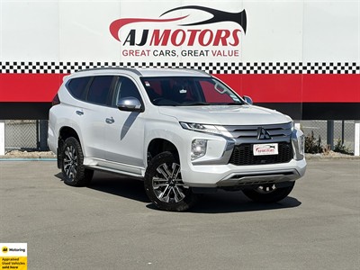 2022 Mitsubishi Pajero Sport