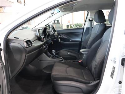 2021 Hyundai i30 - Thumbnail