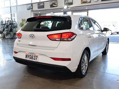 2021 Hyundai i30 - Thumbnail