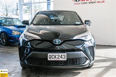 2020 Toyota C-HR - Thumbnail
