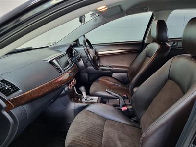 2007 Mitsubishi GALANT - Thumbnail