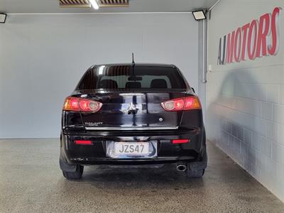 2007 Mitsubishi GALANT - Thumbnail