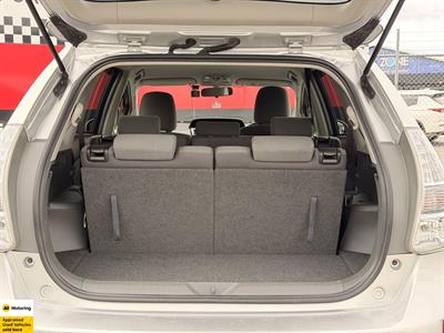 2012 Toyota Prius - Thumbnail