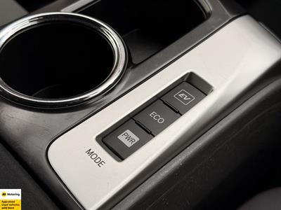 2012 Toyota Prius - Thumbnail