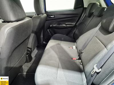 2017 Suzuki Swift - Thumbnail