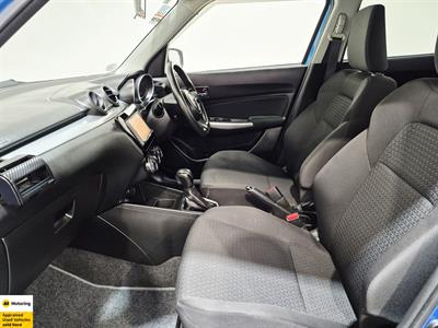 2017 Suzuki Swift - Thumbnail