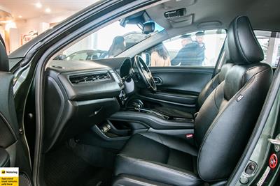 2015 Honda Vezel - Thumbnail