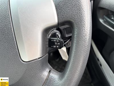 2018 Toyota Hiace - Thumbnail