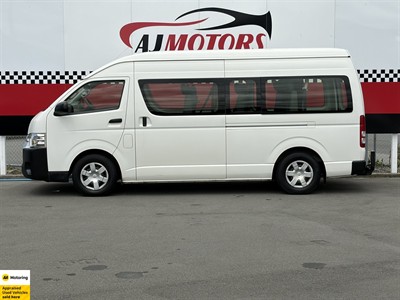 2018 Toyota Hiace - Thumbnail