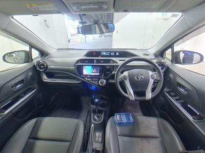 2015 Toyota Aqua - Thumbnail
