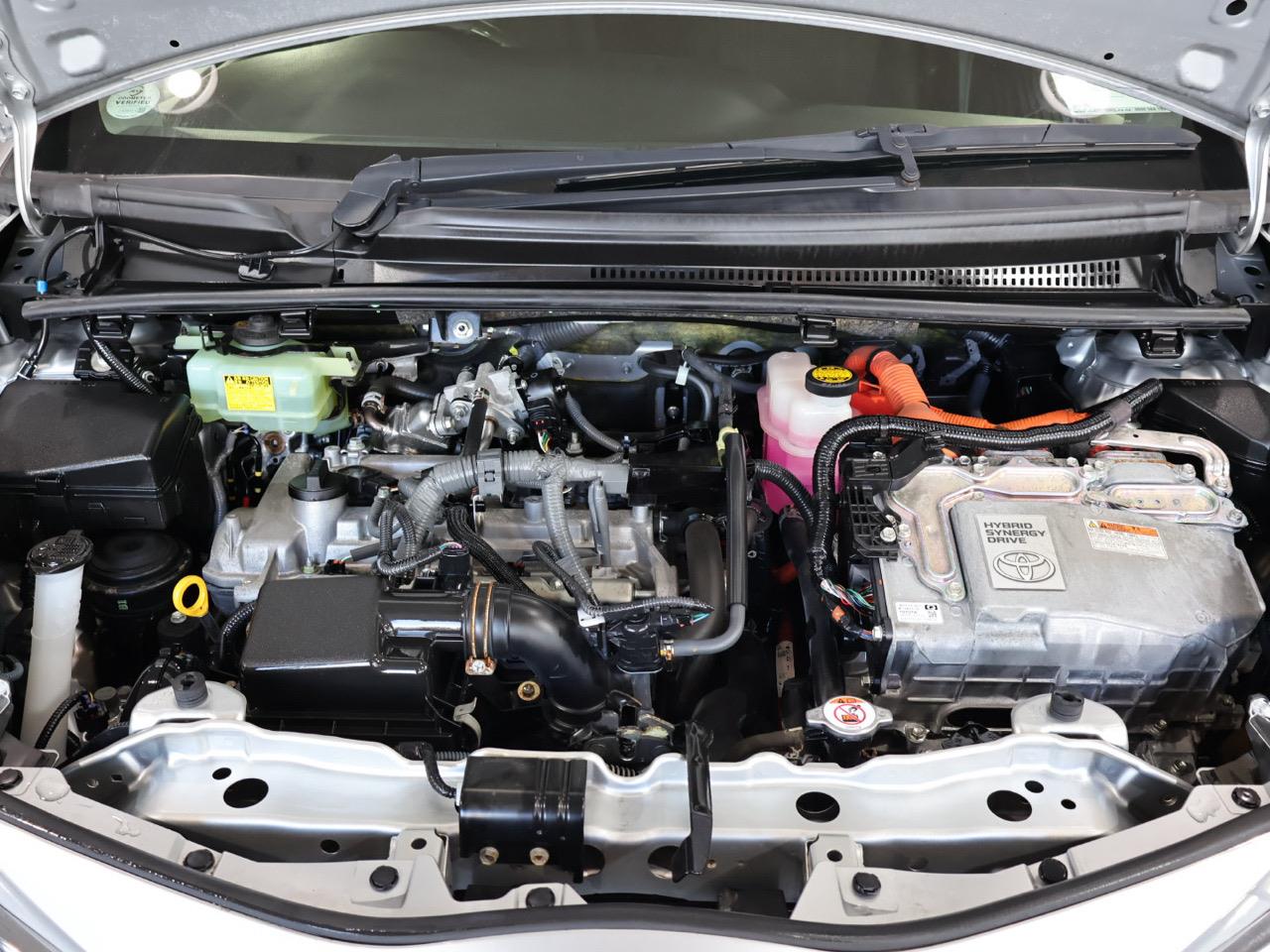 2017 Toyota Vitz