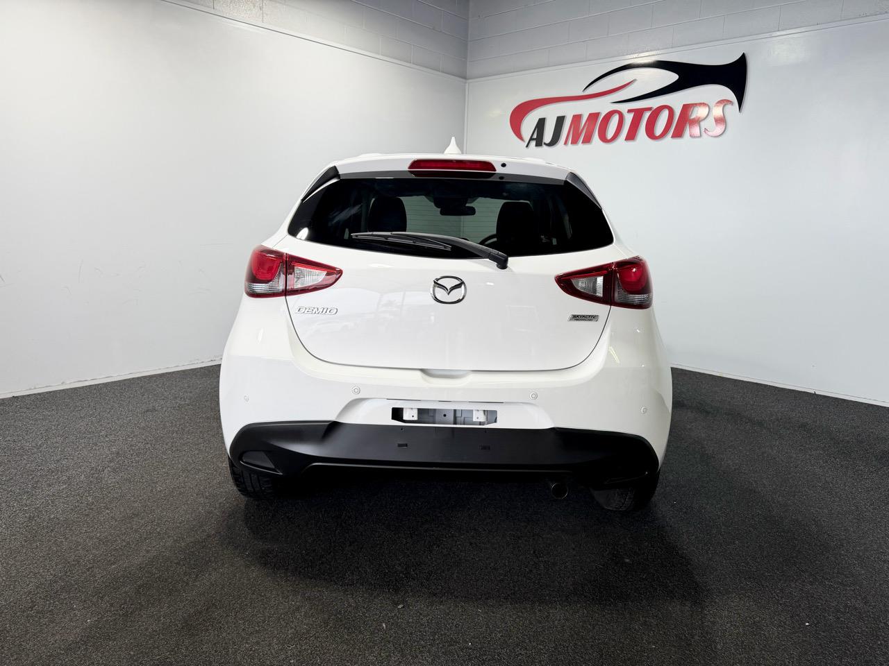 2019 Mazda Demio