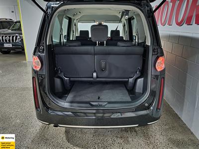 2013 Mazda Biante - Thumbnail