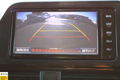 2015 Toyota Sienta - Thumbnail