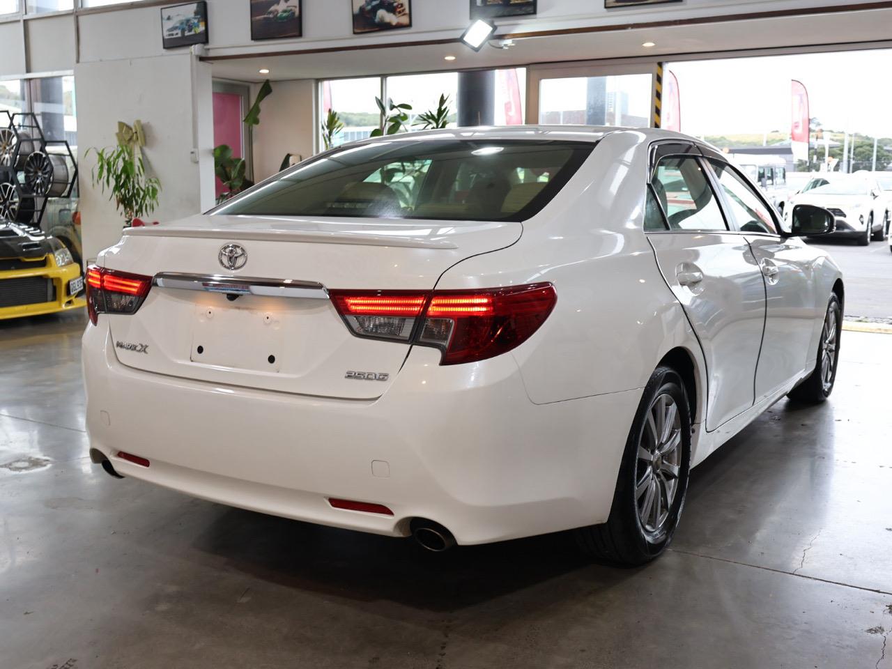 2012 Toyota Mark-X
