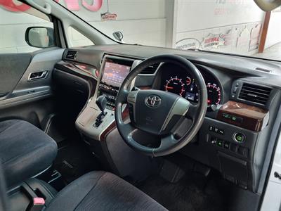 2012 Toyota Vellfire - Thumbnail