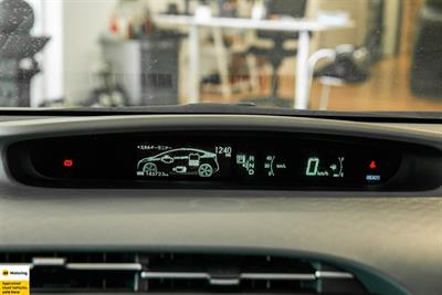 2011 Toyota Prius - Thumbnail