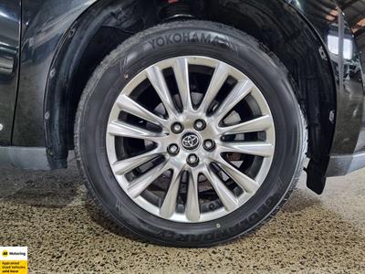 2014 Toyota Harrier - Thumbnail