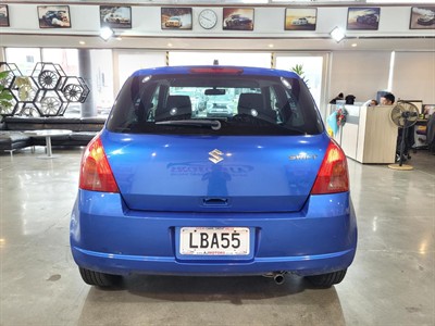 2004 Suzuki Swift - Thumbnail