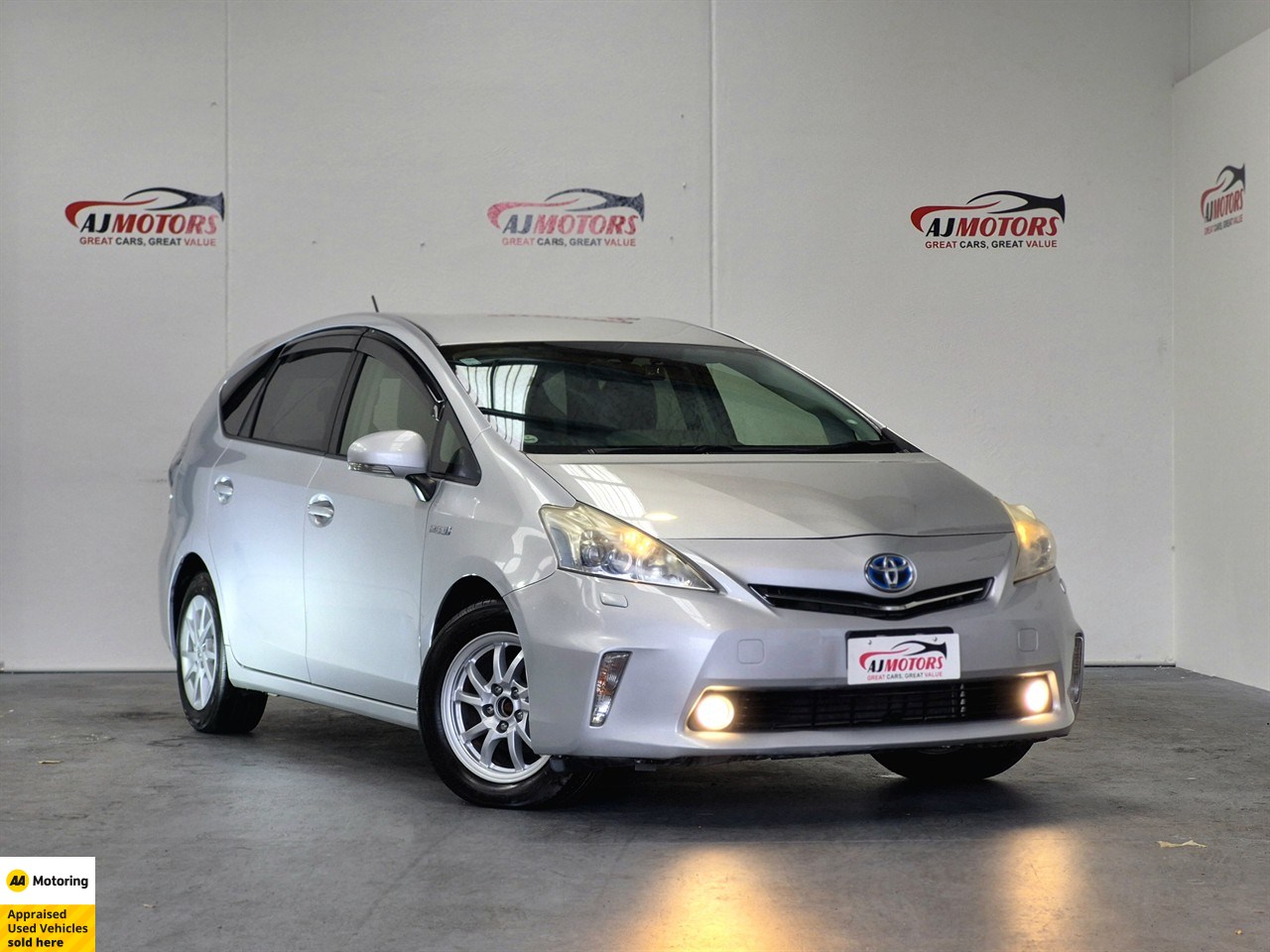 2012 Toyota Prius Alpha