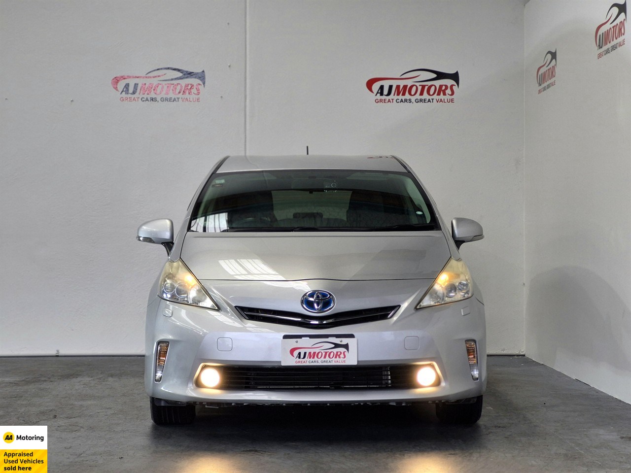 2012 Toyota Prius Alpha